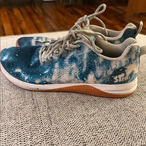Men’s Strike Movement MvMnt Blue and White Sneakers